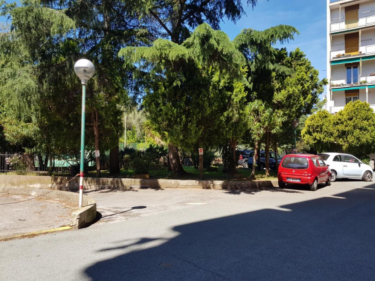 Quiete Ad Un Passo Dal Mare Apartamento Albisola Superiore Exterior foto